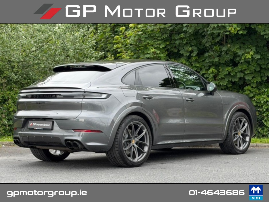 2024 Porsche Cayenne 3L Petrol Plug-in Hybrid For Sale Images