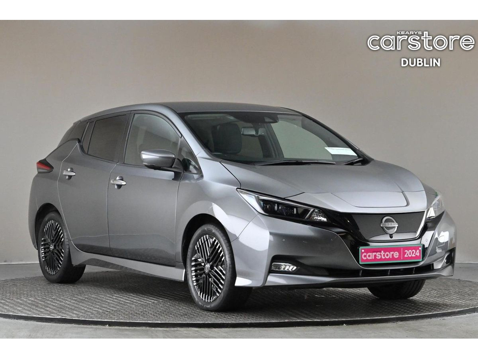 Nissan Leaf Tekna 40kWh Full Leather 360 Camera Top Spec