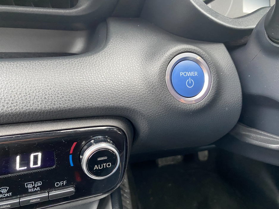 2021 Toyota Yaris 1.5L Petrol Hybrid For Sale Images