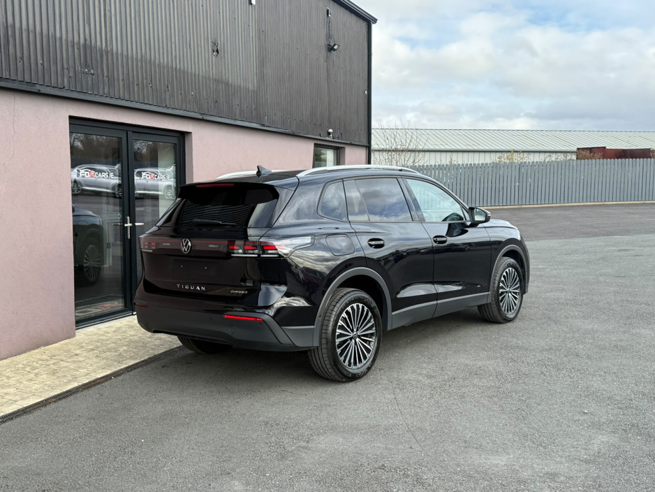 2024 Volkswagen Tiguan 1.5L Petrol Plug-in Hybrid For Sale Images