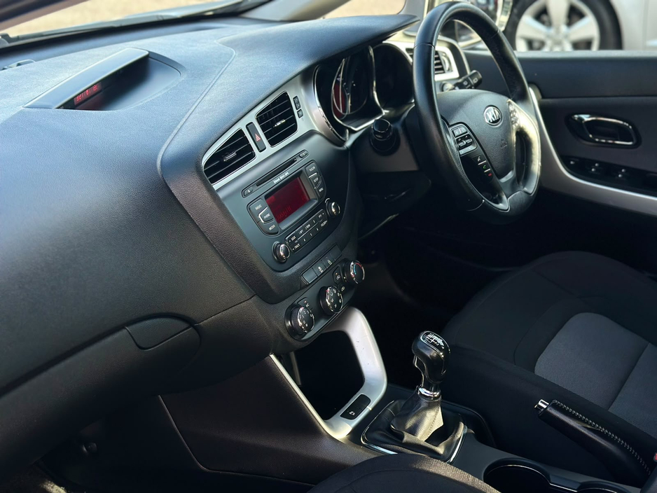 2014 Kia Ceed 1.6L Diesel For Sale Images