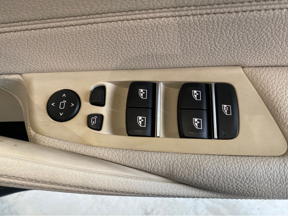 2017 BMW 5 Series 2L Petrol Plug-in Hybrid For Sale Images
