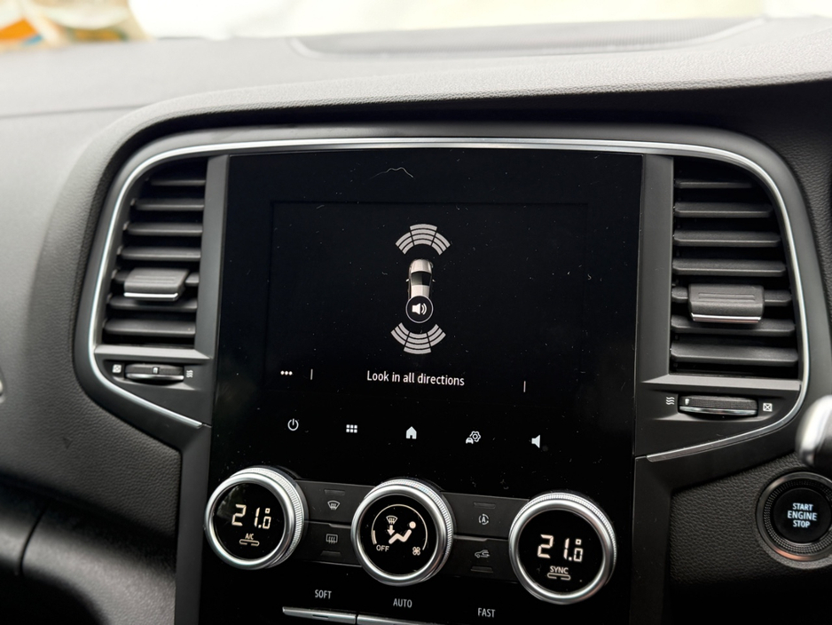 2021 Renault Megane 1.6L Petrol Plug-in Hybrid For Sale Images