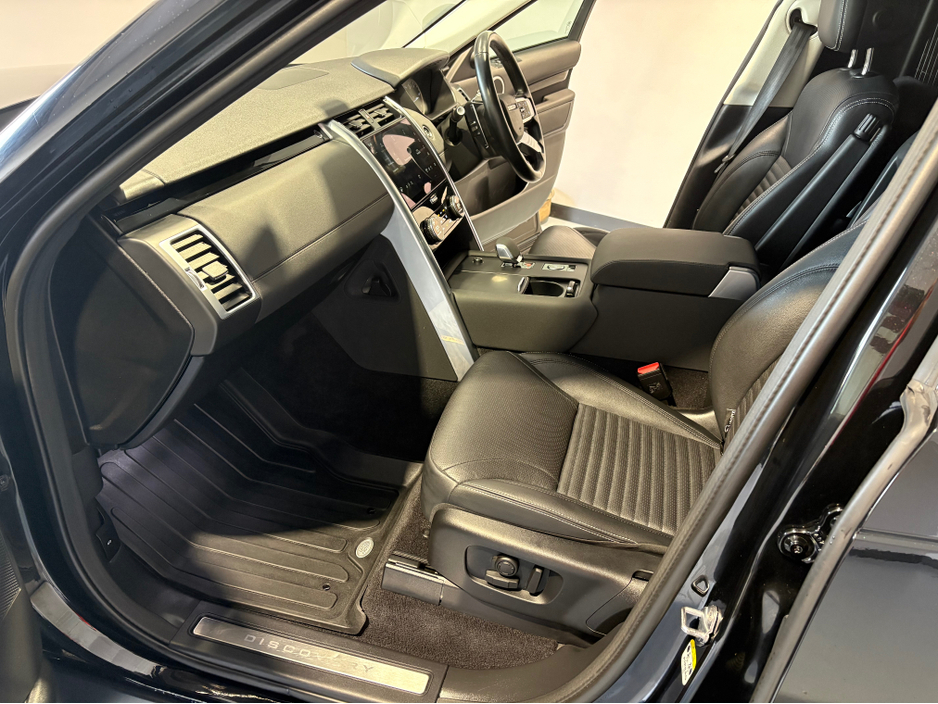2022 Land Rover Discovery 3.0L Diesel For Sale Images
