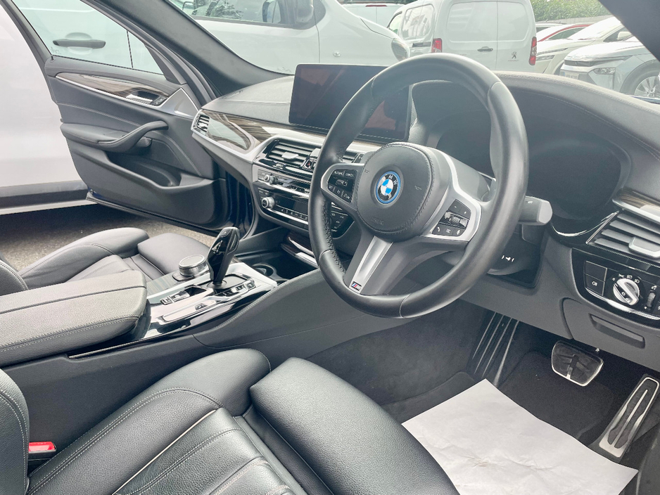 2023 BMW 5 Series 2L Petrol Plug-in Hybrid For Sale Images