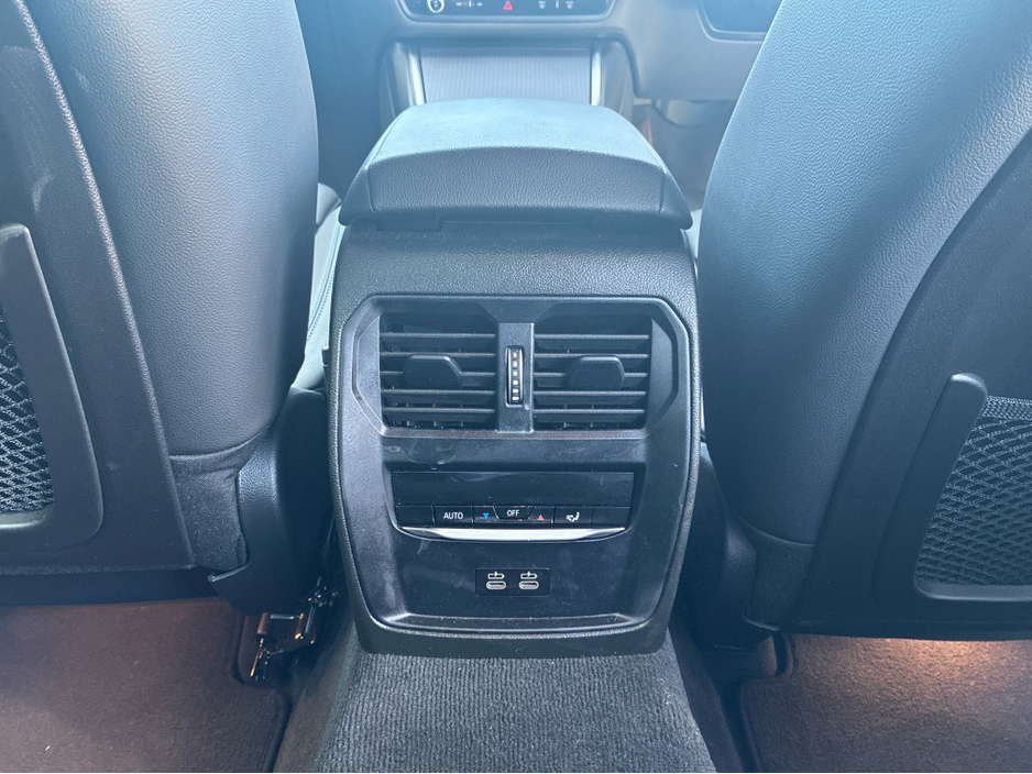 2024 BMW 3 Series 2L Petrol Plug-in Hybrid For Sale Images