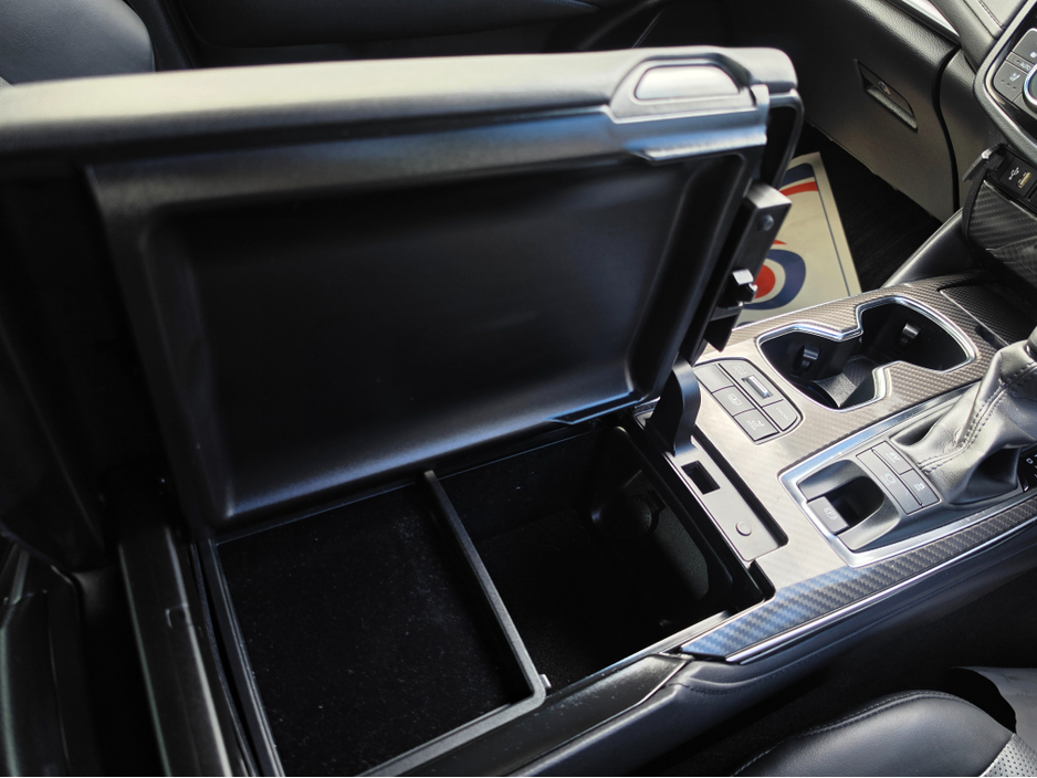2021 Toyota Crown 3.5L Petrol Hybrid For Sale Images