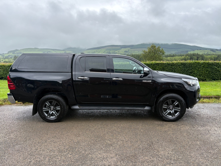 2023 Toyota Hilux For Sale Images