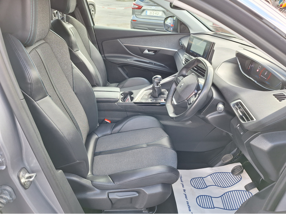 2022 Peugeot 3008 1.5L Diesel For Sale Images