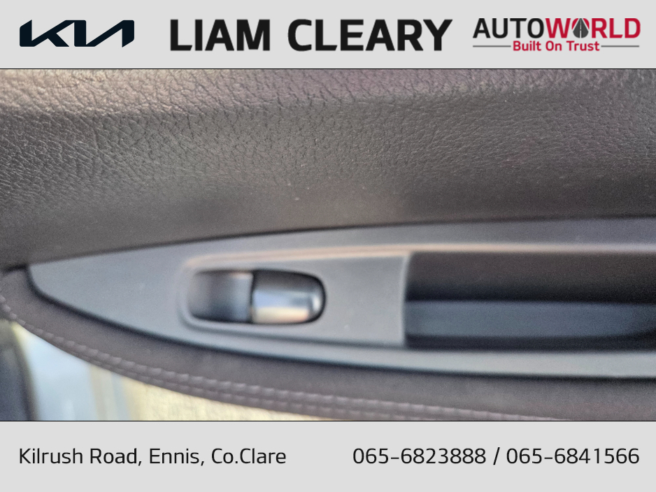 Nissan Qashqai 1.2 SV MY16 E6 4DR — thumbnail 16