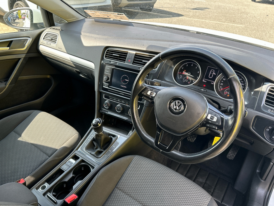 2021 Volkswagen Golf 1L Petrol For Sale Images