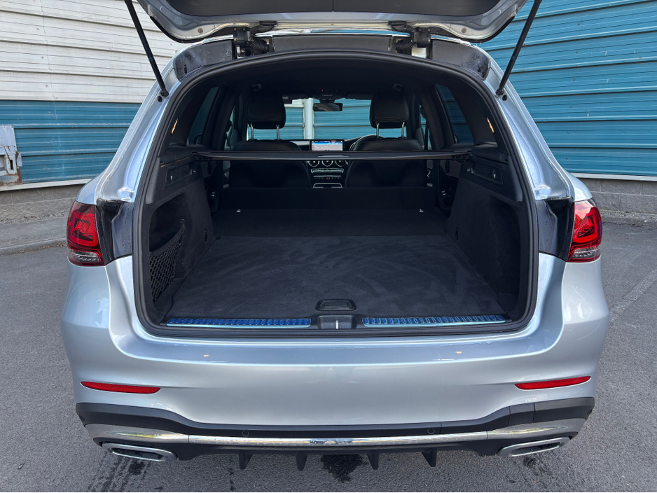 2022 Mercedes-Benz GLC Class 2.0L Diesel For Sale Images