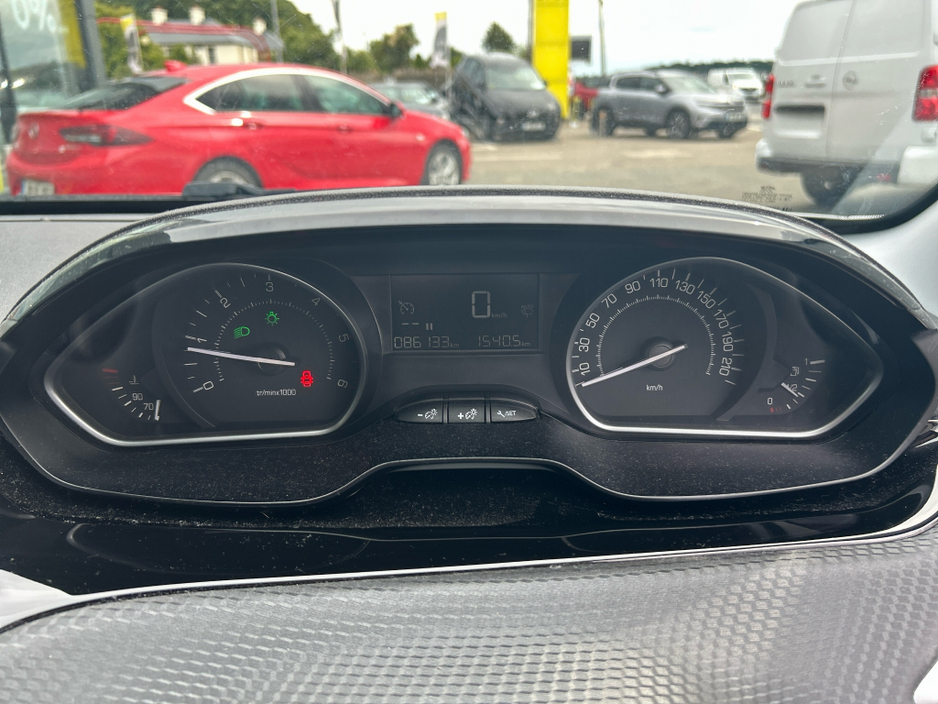 2018 Peugeot 2008 1.6L Diesel For Sale Images