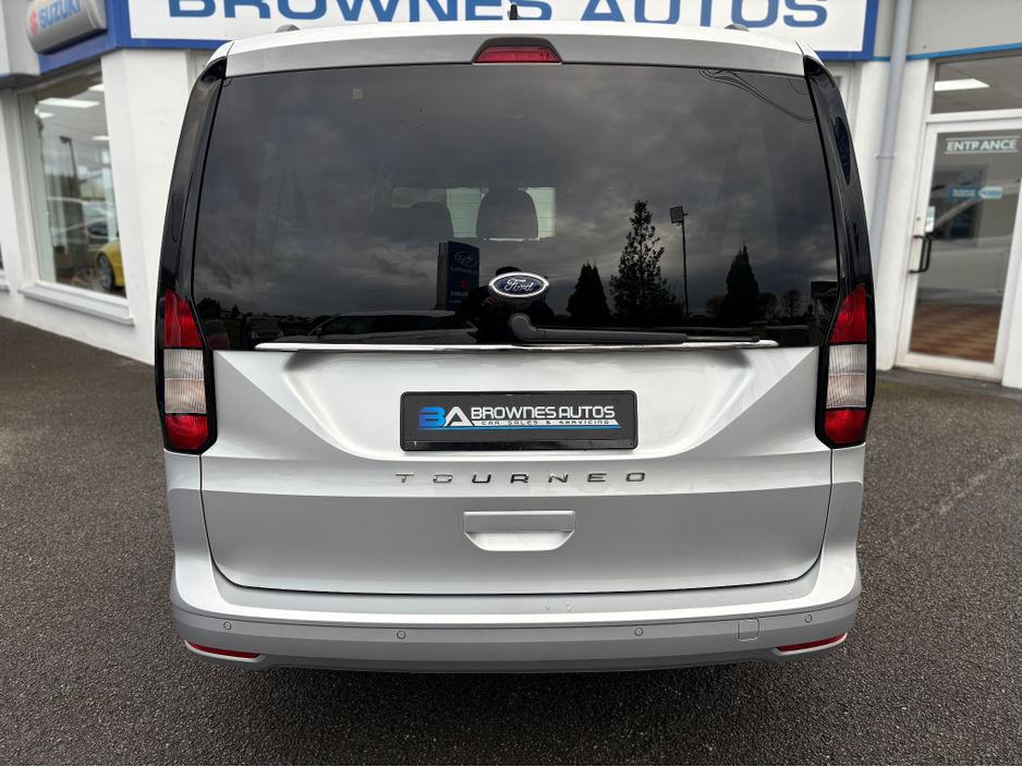 2022 Ford Grand Tourneo Connect 2L Diesel For Sale Images