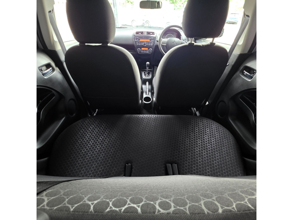 Mitsubishi Mirage — thumbnail 17