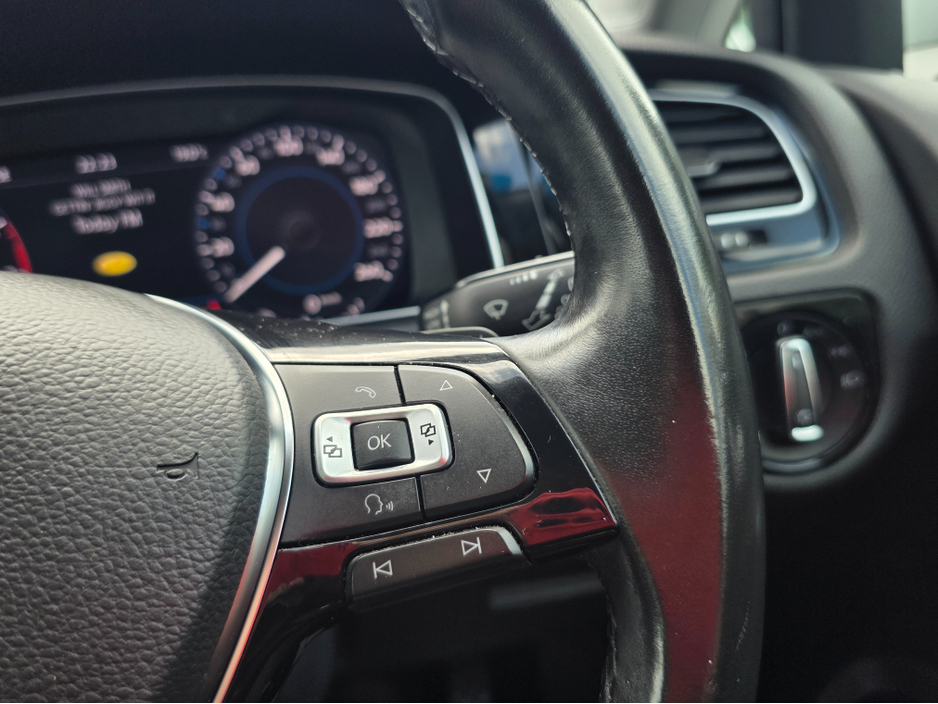 2017 Volkswagen Golf 1.4L Petrol For Sale Images