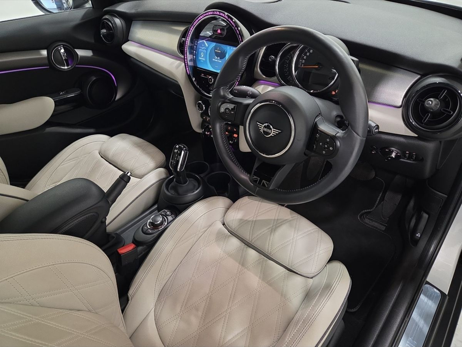 2022 MINI Hatch 1.5L Petrol For Sale Images