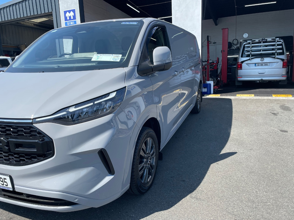 2025 Ford Transit Custom 2L Diesel For Sale Images