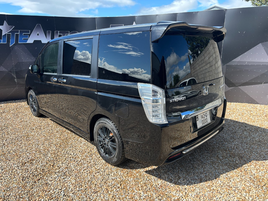 2014 Honda Stepwagon 2L Petrol For Sale Images