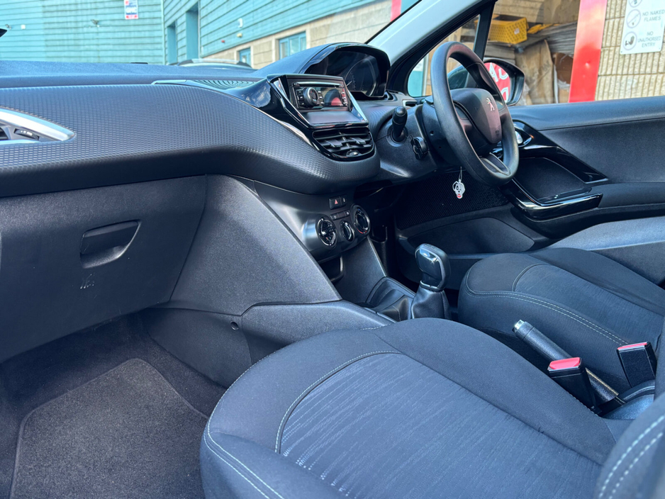 2018 Peugeot 208 1.2L Petrol For Sale Images