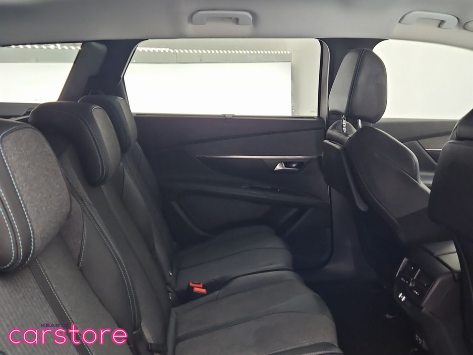 Peugeot 5008 1.5 BlueHDi 130bhp Allure — thumbnail 10