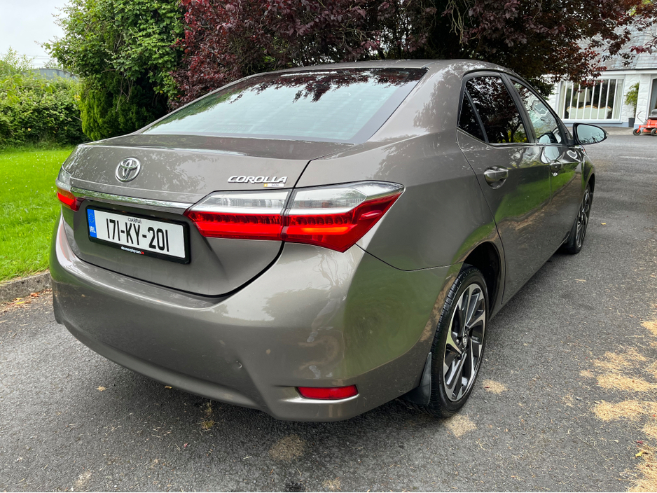 2017 Toyota Corolla 1.4L Diesel For Sale Images