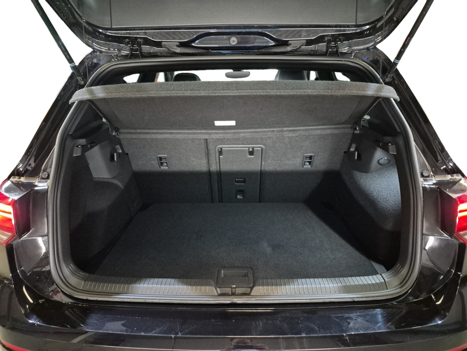 Volkswagen Golf R-Line 2.0TDi Auto 150HP — thumbnail 7
