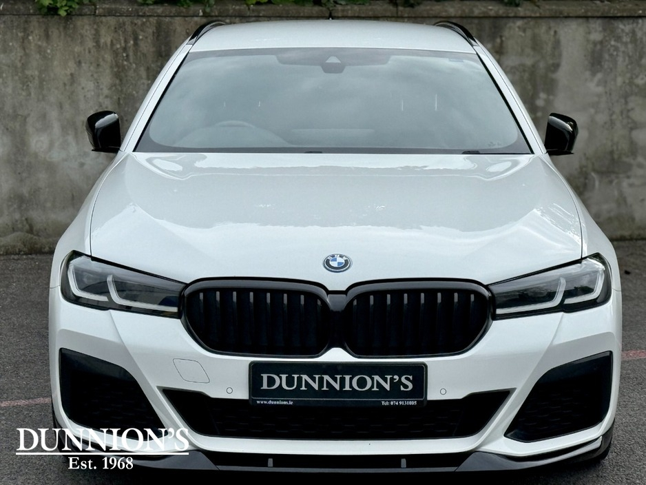2023 BMW 5 Series 2L Hybrid For Sale Images