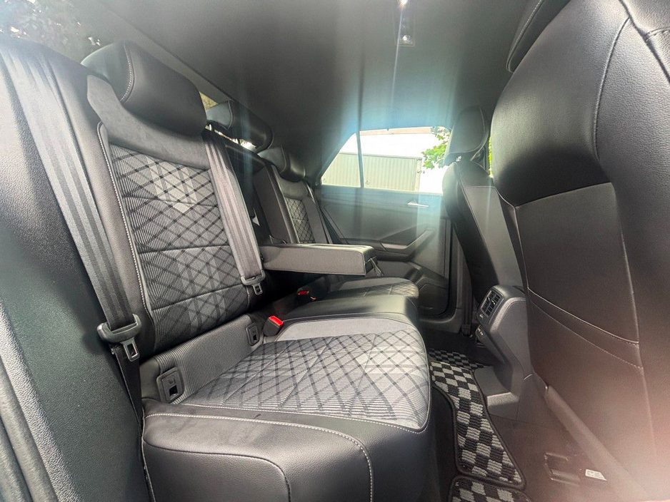 Volkswagen T-Roc R-LINE 2.0 TDI AUTO 12 MONTH WARRANTY — thumbnail 11