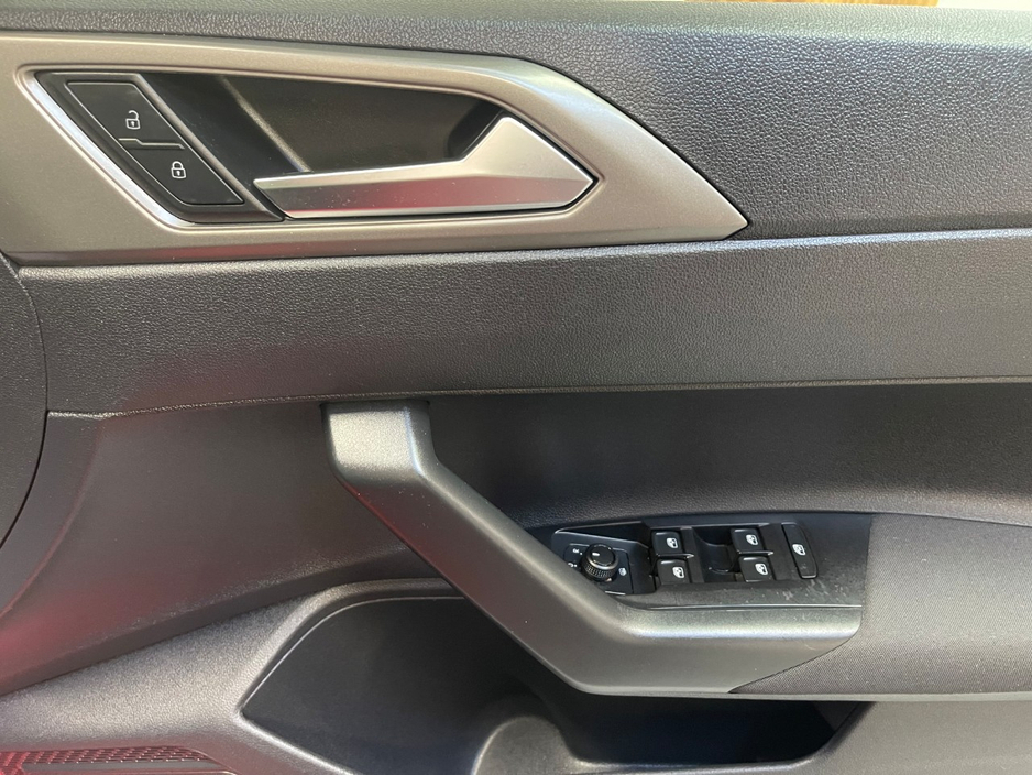 2020 Volkswagen Polo 1L Petrol For Sale Images