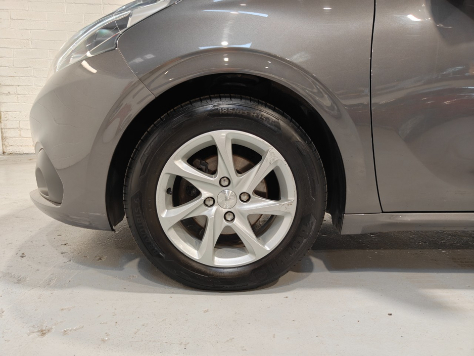 Peugeot 208 ACTIVE 1.2 68 6.2 4DR — thumbnail 9