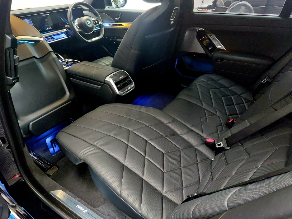 2023 BMW 7 Series 0L Electric For Sale Images