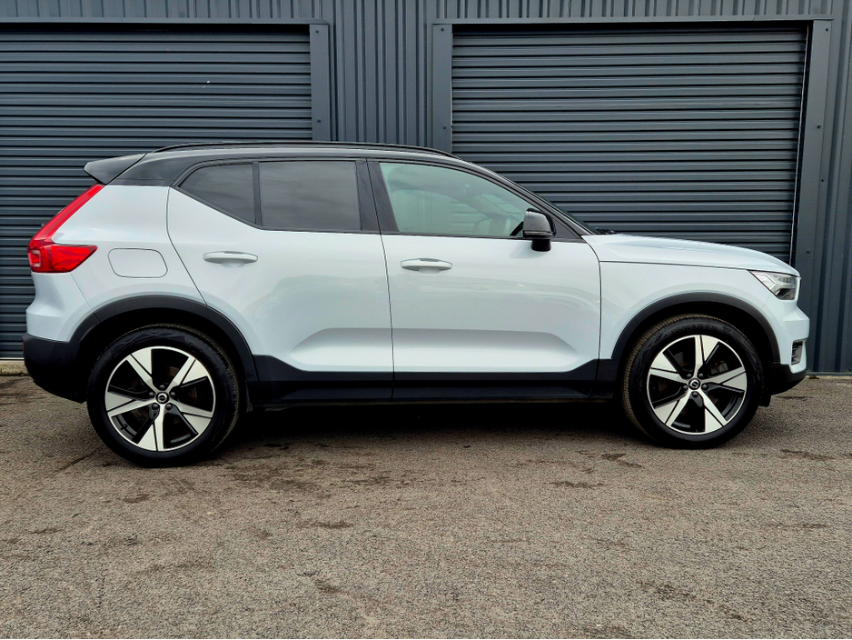 2021 Volvo XC40 1.5L Hybrid For Sale Images