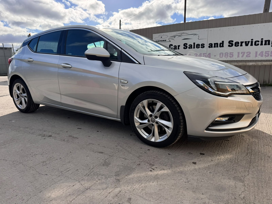 Used Opel Astra 2017 in Dublin