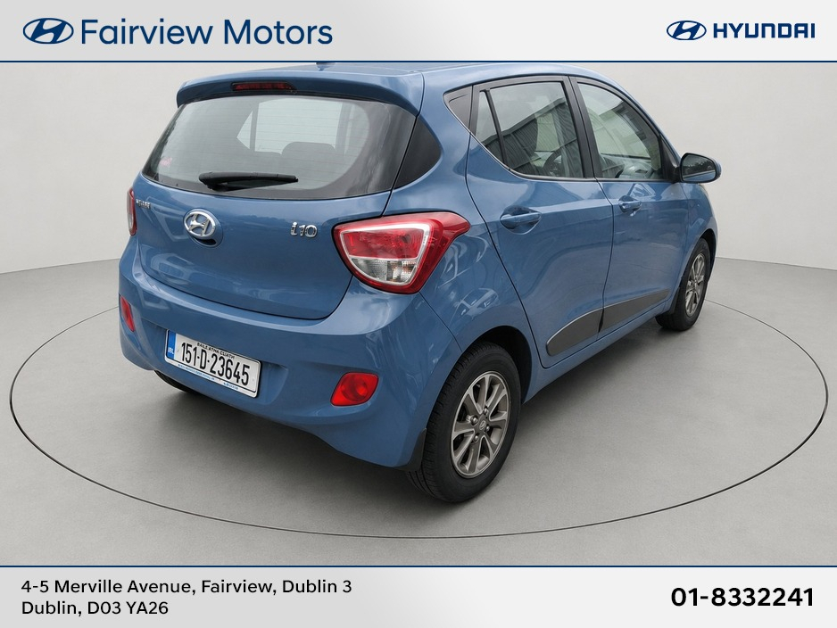 Hyundai i10 DELUXE - Only 54,000 Km - 1 Owner From New - — thumbnail 2