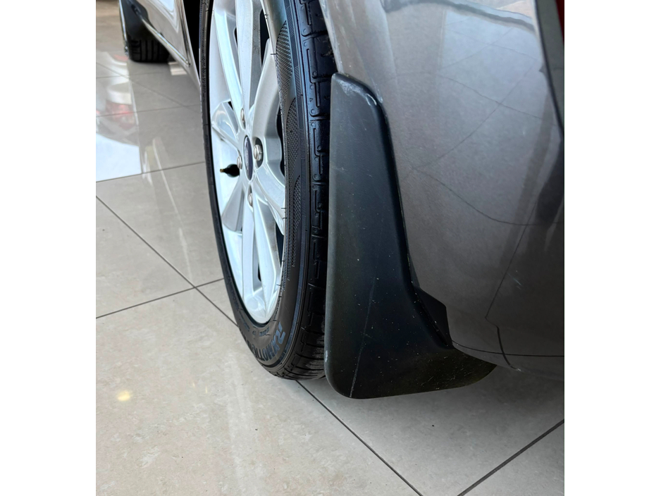 2020 Ford Fiesta 1.1L Petrol For Sale Images