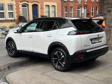 2023 Peugeot 2008 0L Electric For Sale Images