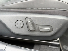 2022 Kia Niro 1.6L Petrol Plug-in Hybrid For Sale Images