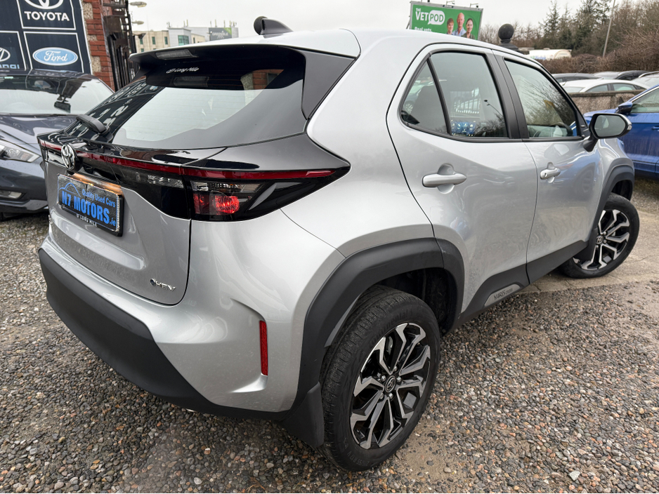 2025 Toyota Yaris Cross 1.5L Petrol Hybrid For Sale Images