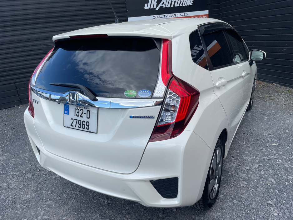 Honda Fit 1.5 HYBRID AUTO — thumbnail 4