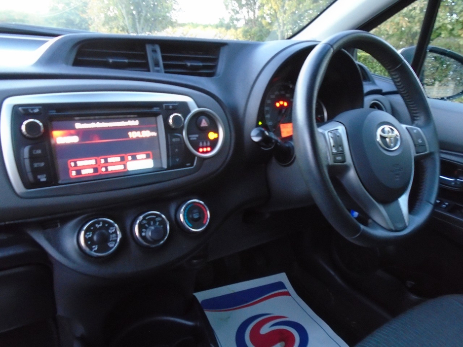 2012 Toyota Yaris 1L Petrol For Sale Images