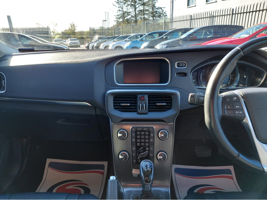 2015 Volvo V40 1.6L Petrol For Sale Images