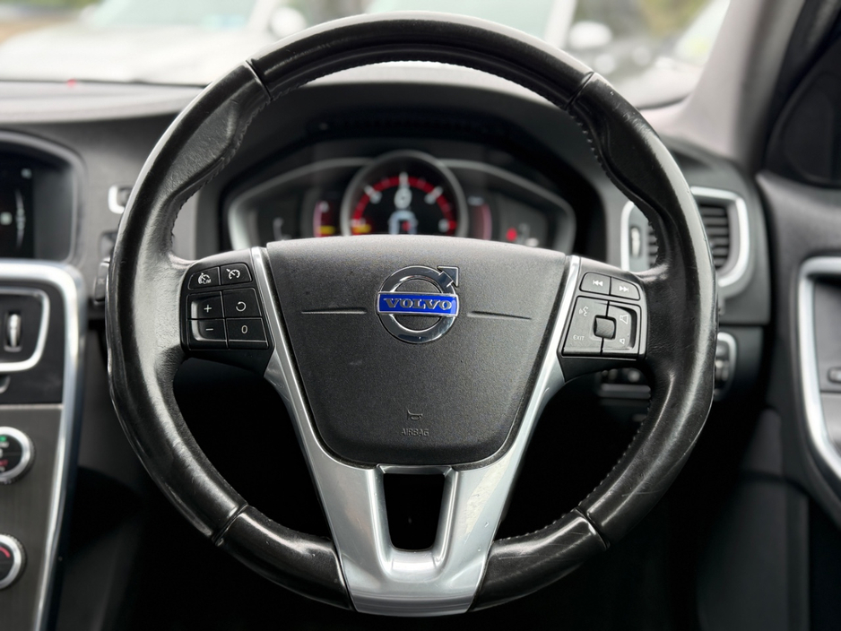 2015 Volvo S60 2L Diesel For Sale Images