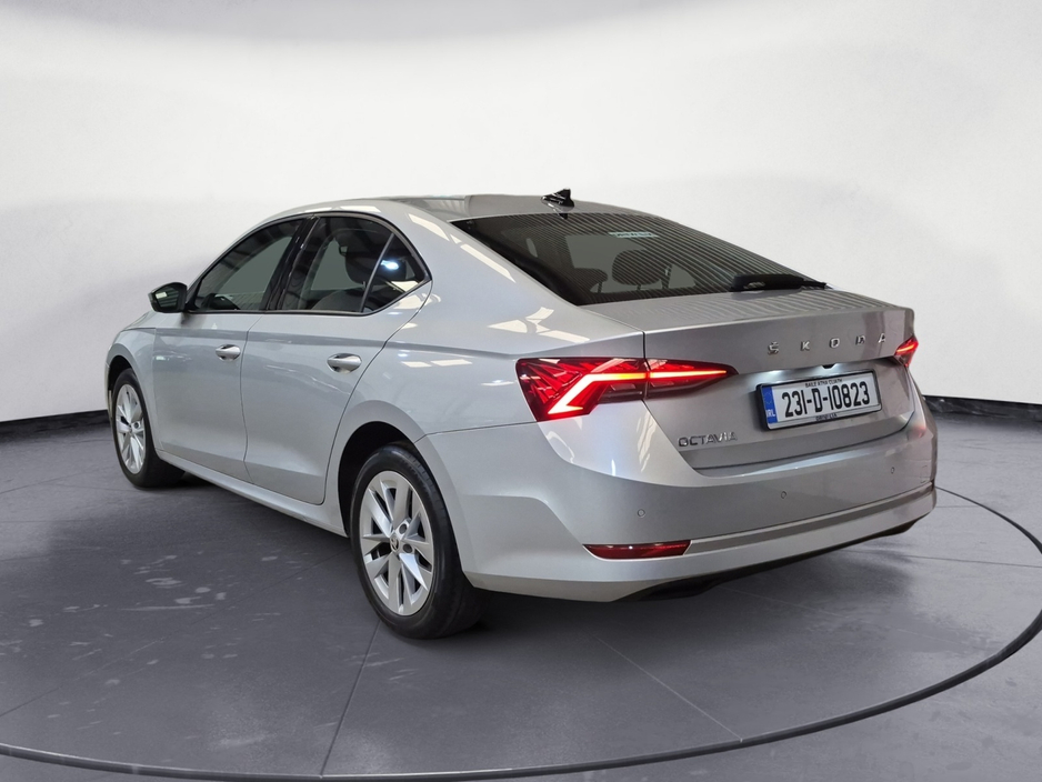 Skoda Octavia AMBITION 2.0 TDI 115HP 5DR — thumbnail 8