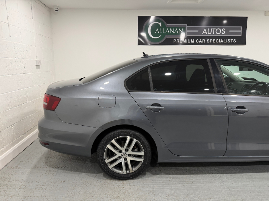 2016 Volkswagen Jetta 2L Diesel For Sale Images