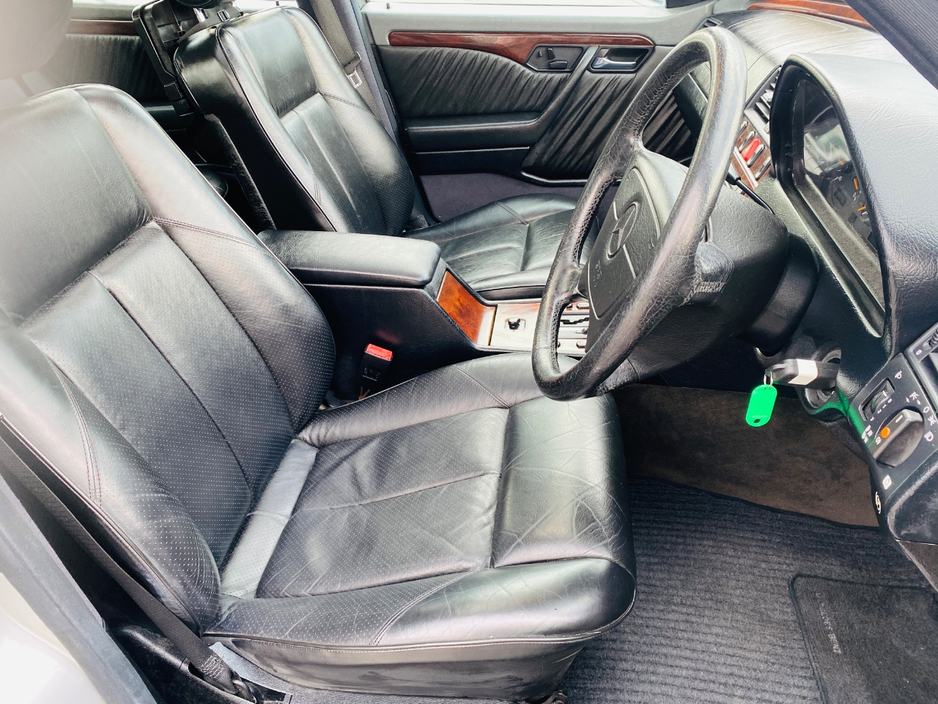 1996 Mercedes-Benz C Class 2.8L Petrol For Sale Images