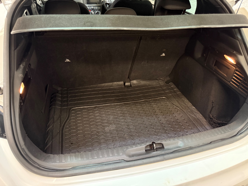 DS Automobiles DS 4 1.2 PURETECH 130 ELEGANCE — thumbnail 14