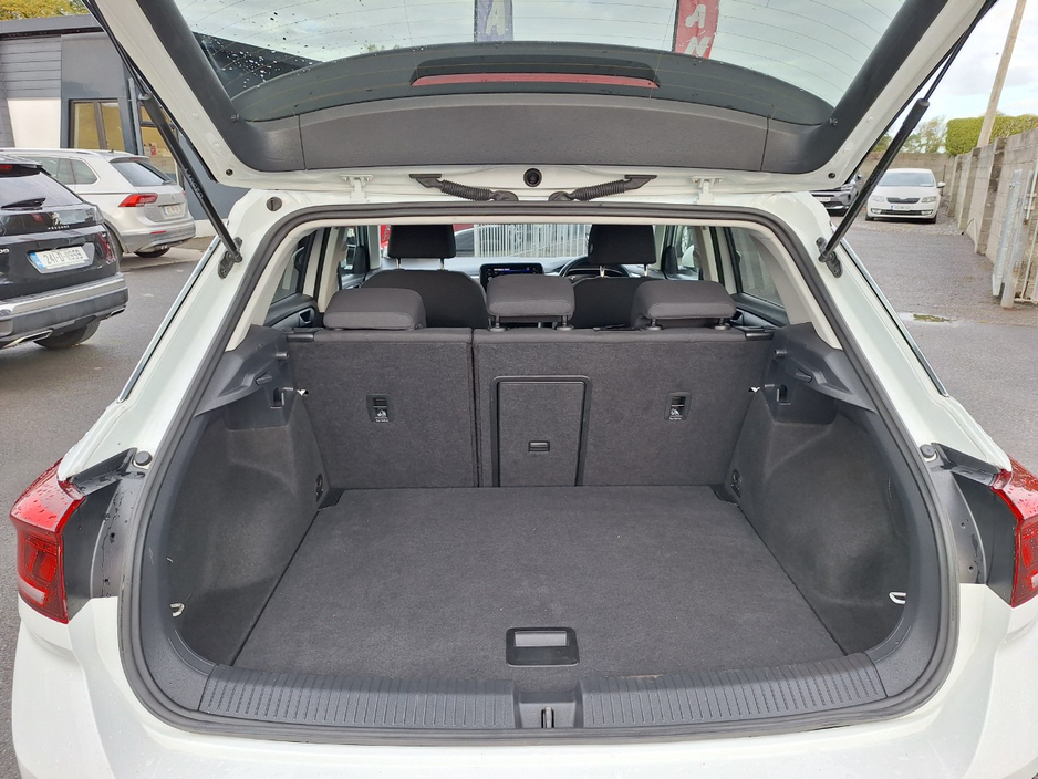 2023 Volkswagen T-Roc 1L Petrol For Sale Images
