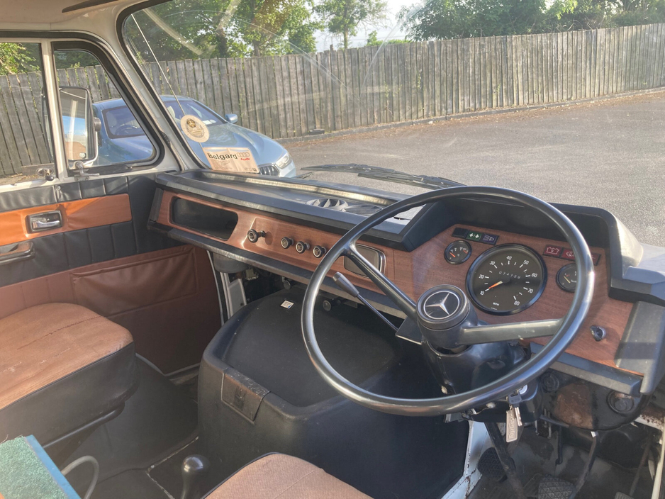 1976 Mercedes-Benz 306 D 2.2L Diesel For Sale Images