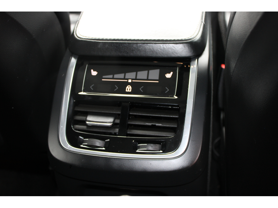 2019 Volvo XC90 2L Petrol Plug-in Hybrid For Sale Images